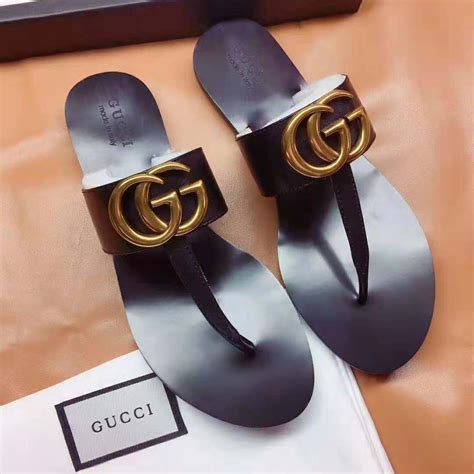 Black Leather Thong Sandal With Double G .